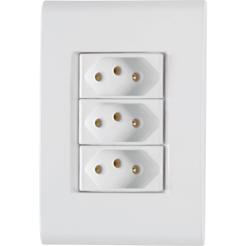 Tomada_Tripla_10A_Liz_Branca_Tramontina_1780040